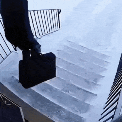 Heavy-Duty Outdoor Ice & Snow Remover Spray